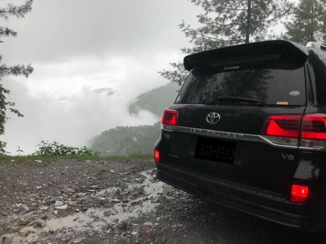 Hire V8 Salman Tours
